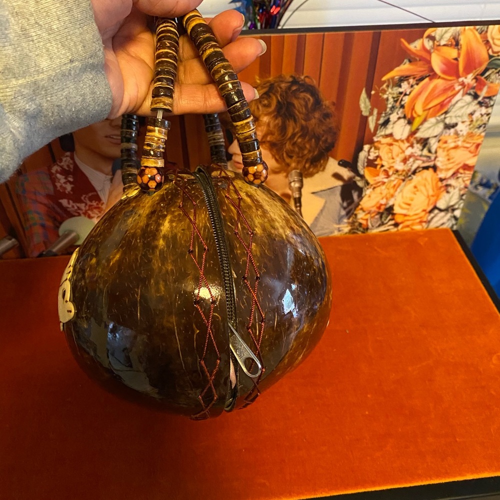 Authentic Coconut Shell Purse - Picture 4 of 6